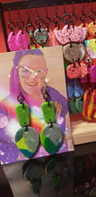 Load image into Gallery viewer, Lime & glitter polymer clay handmade earrings
