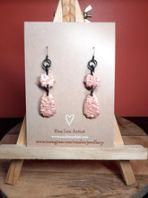 Load image into Gallery viewer, Spring shimmer pink dangle handmade earrings polymer clay earthy