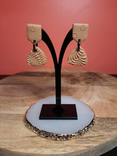 Load image into Gallery viewer, Tawny stud handmade earrings polymer clay earthy