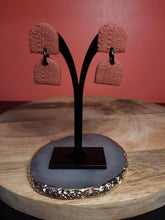 Load image into Gallery viewer, Hot embers stud handmade earrings polymer clay earthy