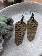 Load image into Gallery viewer, Sweet clover dangle handmade earrings polymer clay earthy