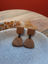 Load image into Gallery viewer, Tawny stud handmade earrings polymer clay earthy