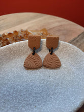Load image into Gallery viewer, Tawny stud handmade earrings polymer clay earthy