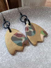 Load image into Gallery viewer, Gold tulips dangle handmade earrings polymer clay earthy