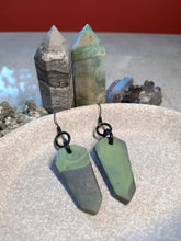 Load image into Gallery viewer, Mint crisp dangle handmade earrings polymer clay earthy