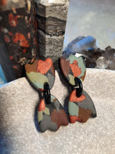 Load image into Gallery viewer, Tulips stud handmade earrings polymer clay earthy