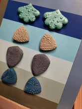 Load image into Gallery viewer, Ivy leaves stud set of 4 handmade earrings polymer clay earthy