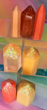 Load image into Gallery viewer, Resin crystal set in Autumn amber tones