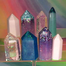 Load image into Gallery viewer, Resin crystal set in frozen ice tones