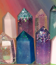 Load image into Gallery viewer, Resin crystal set in frozen ice tones