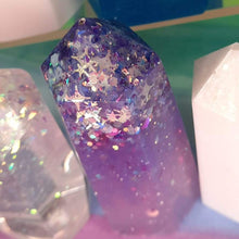 Load image into Gallery viewer, Resin crystal set in frozen ice tones