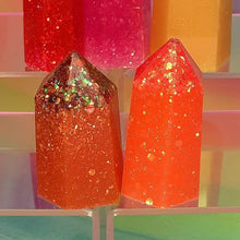 Load image into Gallery viewer, Resin crystal set in tropical sunset tones