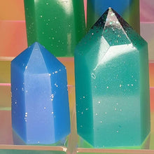 Load image into Gallery viewer, Resin crystal set in ocean & earth tones