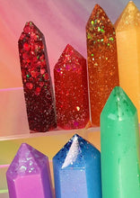 Load image into Gallery viewer, Resin crystal set in rainbow tones