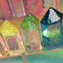 Load image into Gallery viewer, Resin crystal set in rainbow glitter clear tones