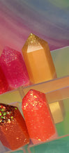 Load image into Gallery viewer, Resin crystal set in tropical sunset tones