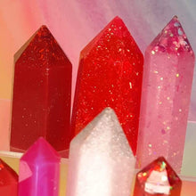 Load image into Gallery viewer, Resin crystal set in red & pink tones