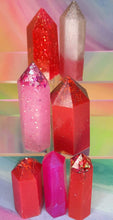 Load image into Gallery viewer, Resin crystal set in red & pink tones