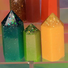 Load image into Gallery viewer, Resin crystal set in summer fruit tones