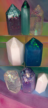 Load image into Gallery viewer, Resin crystal set in frozen ice tones