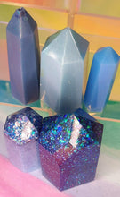 Load image into Gallery viewer, Resin crystal set in midnight blue tones
