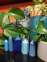 Load image into Gallery viewer, Resin crystal set in midnight blue tones