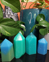 Load image into Gallery viewer, Resin crystal set in blue & green tones