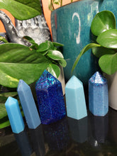 Load image into Gallery viewer, Resin crystal set in midnight blue tones