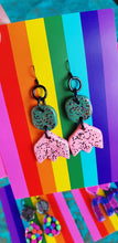 Load image into Gallery viewer, Pink spring handmade glitter polymer clay earrings
