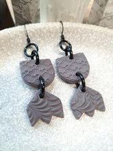 Load image into Gallery viewer, Pattern slate dangle handmade earrings polymer clay earthy

