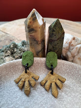 Load image into Gallery viewer, Pesto gold stud handmade earrings polymer clay earthy
