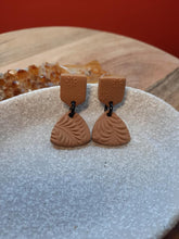 Load image into Gallery viewer, Tawny stud handmade earrings polymer clay earthy
