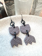 Load image into Gallery viewer, Pattern slate dangle handmade earrings polymer clay earthy
