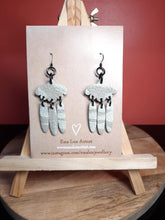 Load image into Gallery viewer, Oakmoss dangle handmade earrings polymer clay earthy
