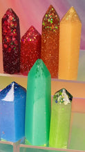 Load image into Gallery viewer, Resin crystal set in rainbow tones
