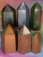 Load image into Gallery viewer, Resin crystal set in gold &amp; earthy tones
