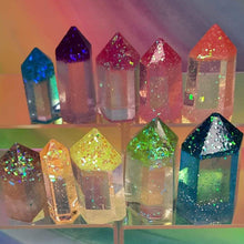 Load image into Gallery viewer, Resin crystal set in rainbow glitter clear tones
