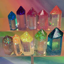 Load image into Gallery viewer, Resin crystal set in rainbow glitter clear tones
