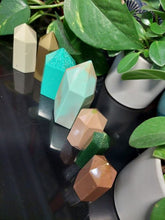 Load image into Gallery viewer, Resin crystal set in earthy forest tones
