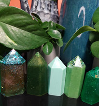 Load image into Gallery viewer, Resin crystal set in earthy green &amp; mint tones
