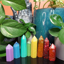 Load image into Gallery viewer, Resin crystal set in rainbow tones
