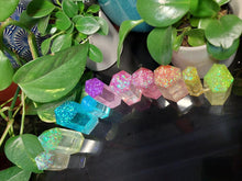 Load image into Gallery viewer, Resin crystal set in rainbow glitter clear tones
