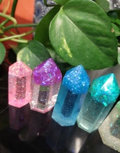 Load image into Gallery viewer, Resin crystal set in rainbow clear tones
